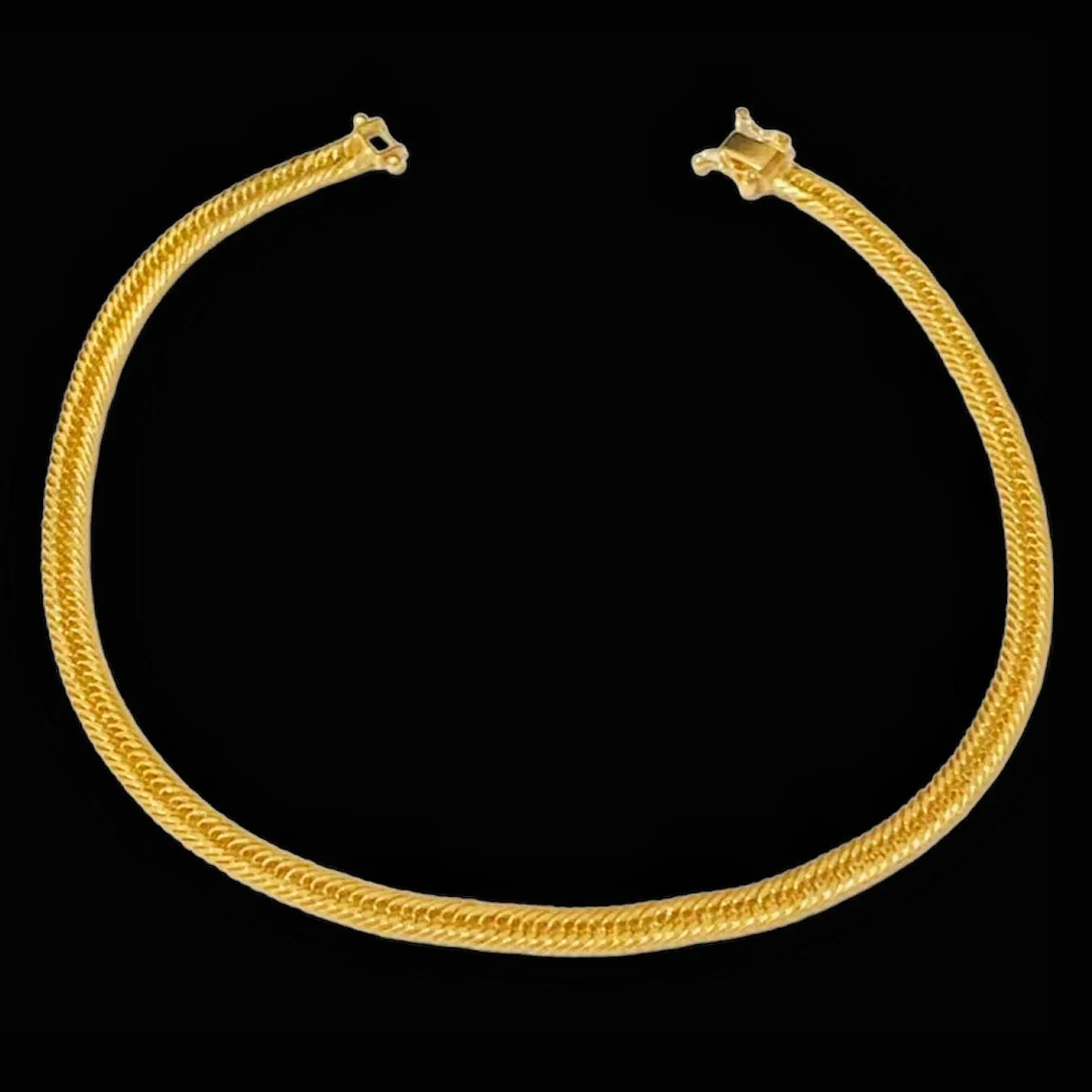 #GOLD2024 | 18K Golden Triple Lock Unisex Bracelet