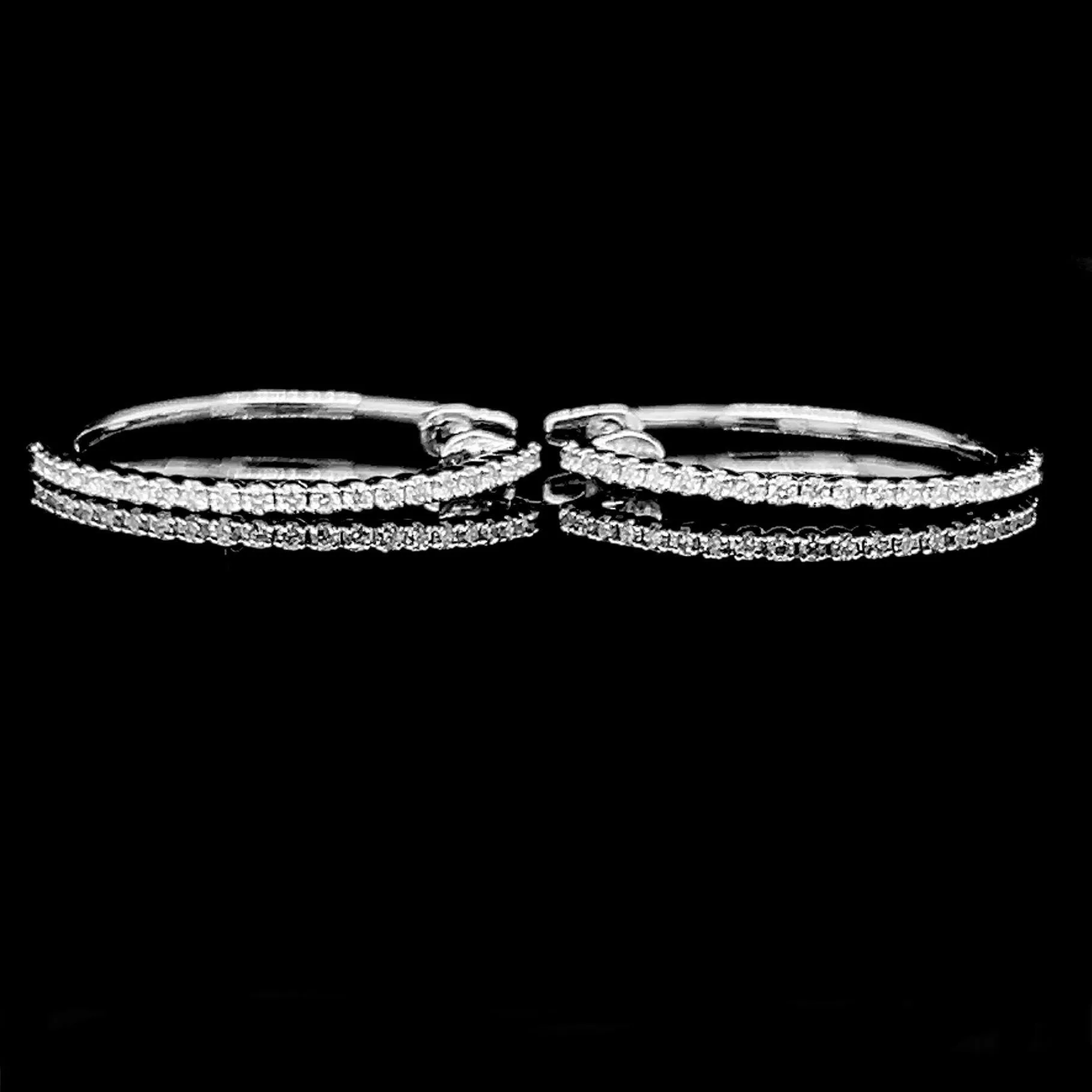 #LVNA2024 | Eternity Hoop Diamond Earrings 14kt