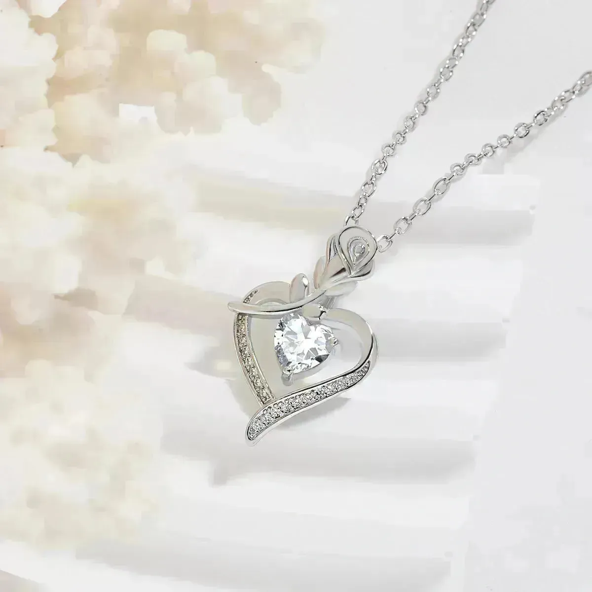 Rose Heart-shaped Necklace With Rhinestones Fashion Everlasting Flower Love Necklace For Women Valentine's Day Gift